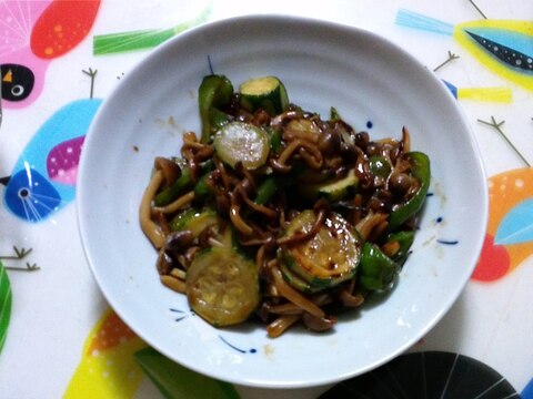 シメジと野菜の照り焼き炒め